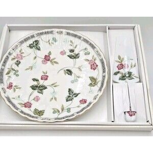 Andrea by Sadek Garden Splendor Cake Plate / Server Serving Set Porcelain 10.5"